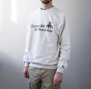 Une image contenant habits, personne, haut, Tenue dcontracte

Description gnre automatiquement